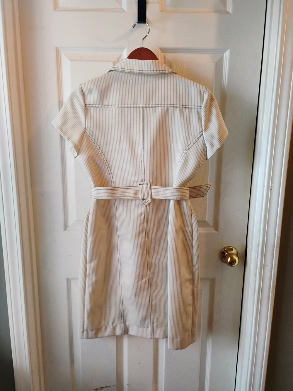 Sweet Cream Short-Sleeve Utility Midi Dress with Belt - Picture 3 of 3